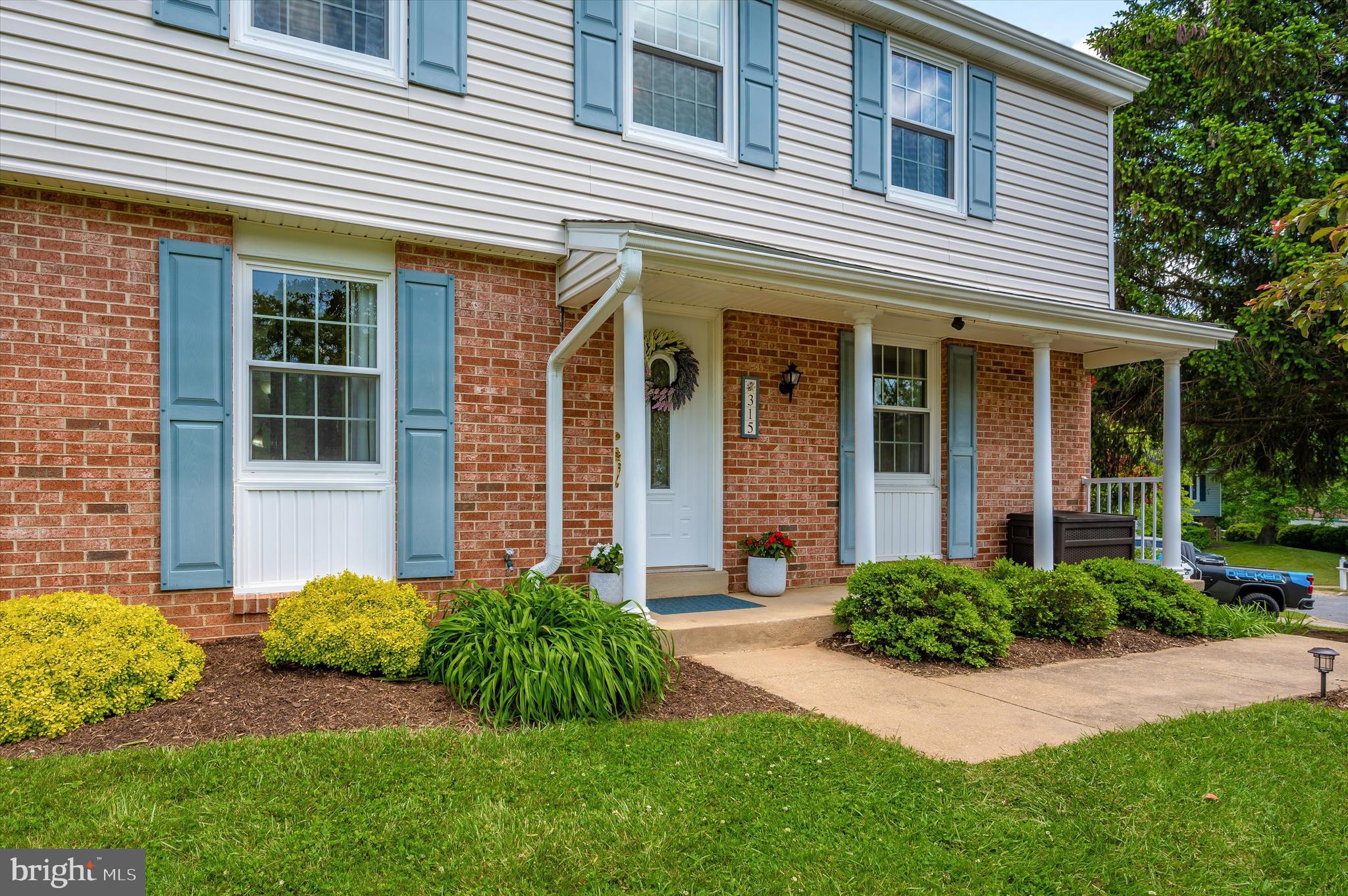 MERRIDALE GARDENS - Residential