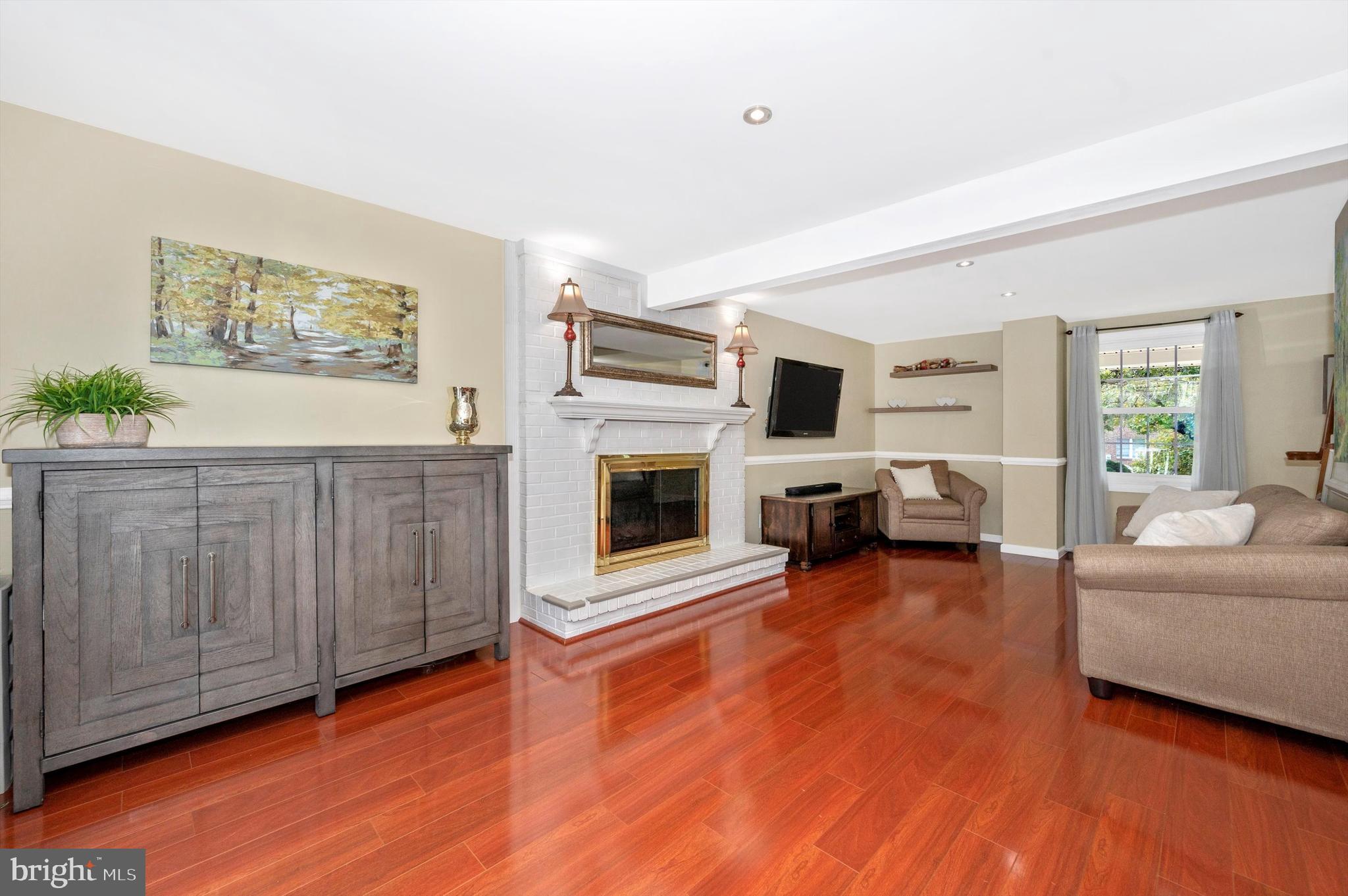 MERRIDALE GARDENS - Residential