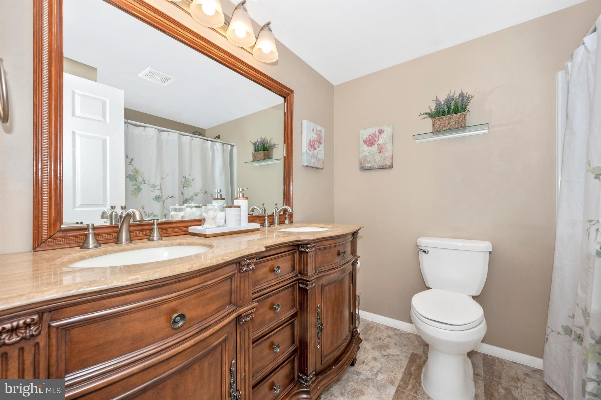 MERRIDALE GARDENS - Residential