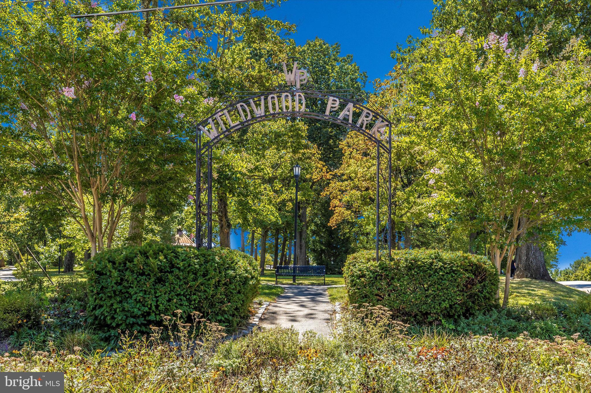 MERRIDALE GARDENS - Residential