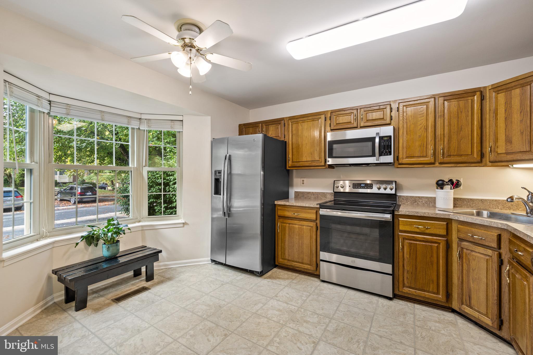 LOVETON FARMS - Residential