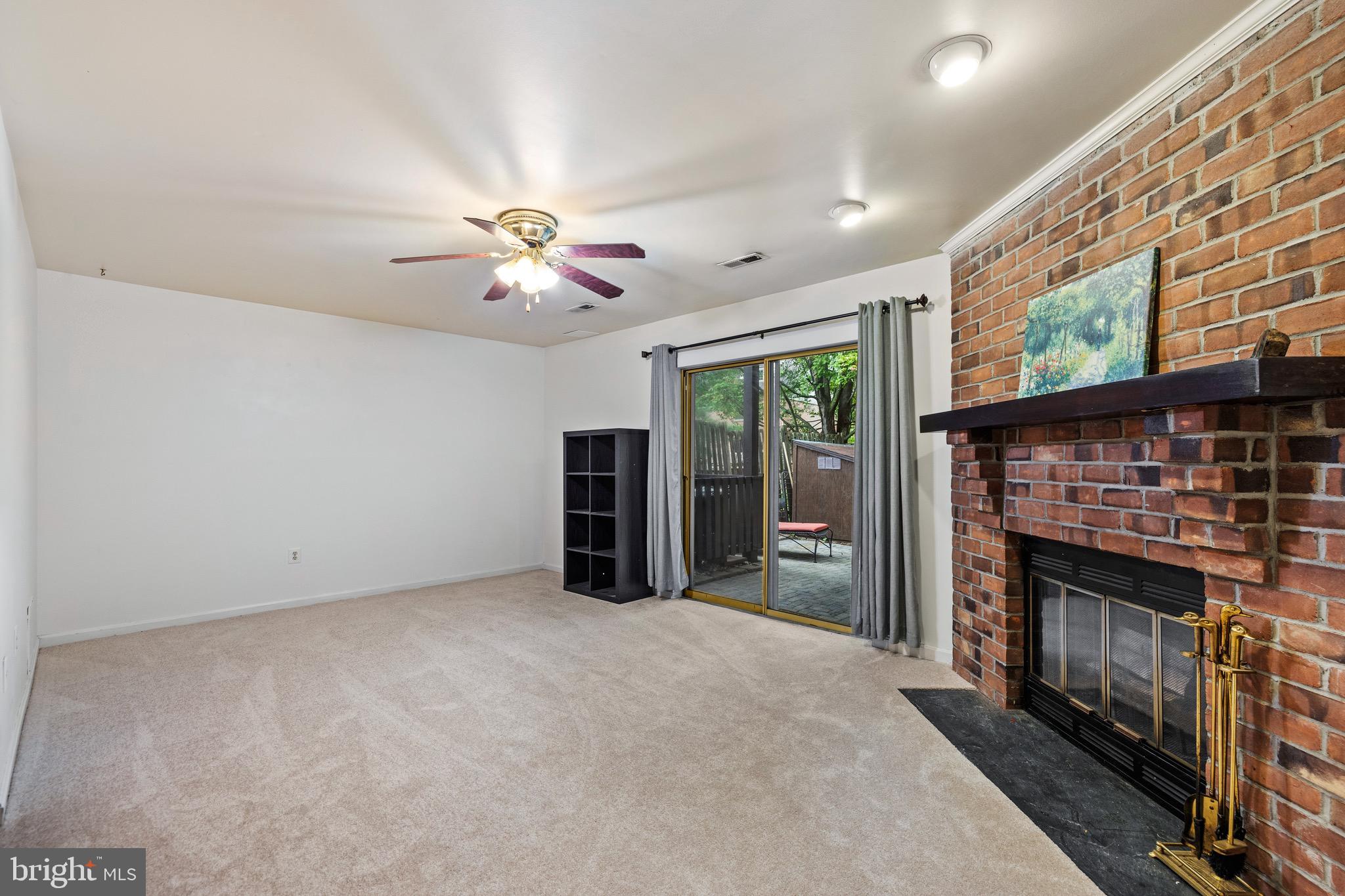 LOVETON FARMS - Residential