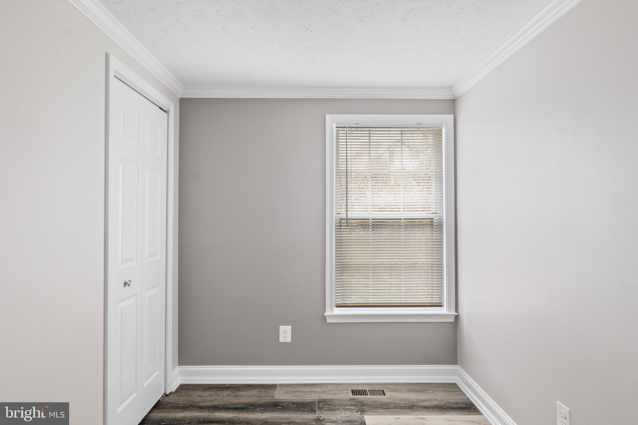 RIDGEVIEW ESTATES - Residential