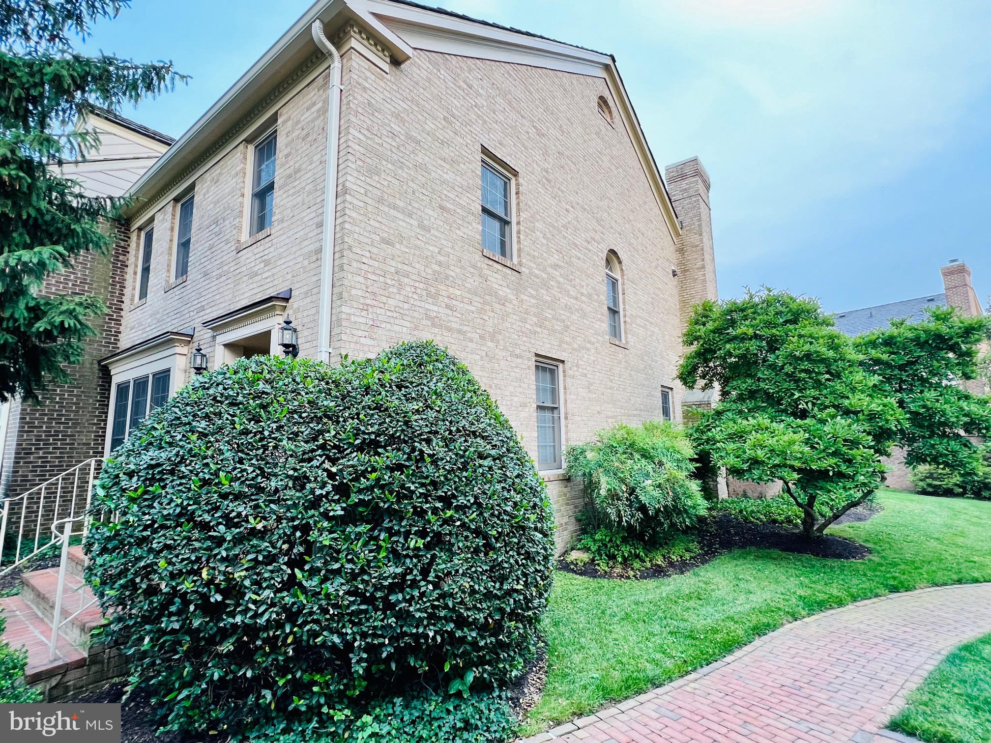 TUCKERMAN STATION - Residential Lease