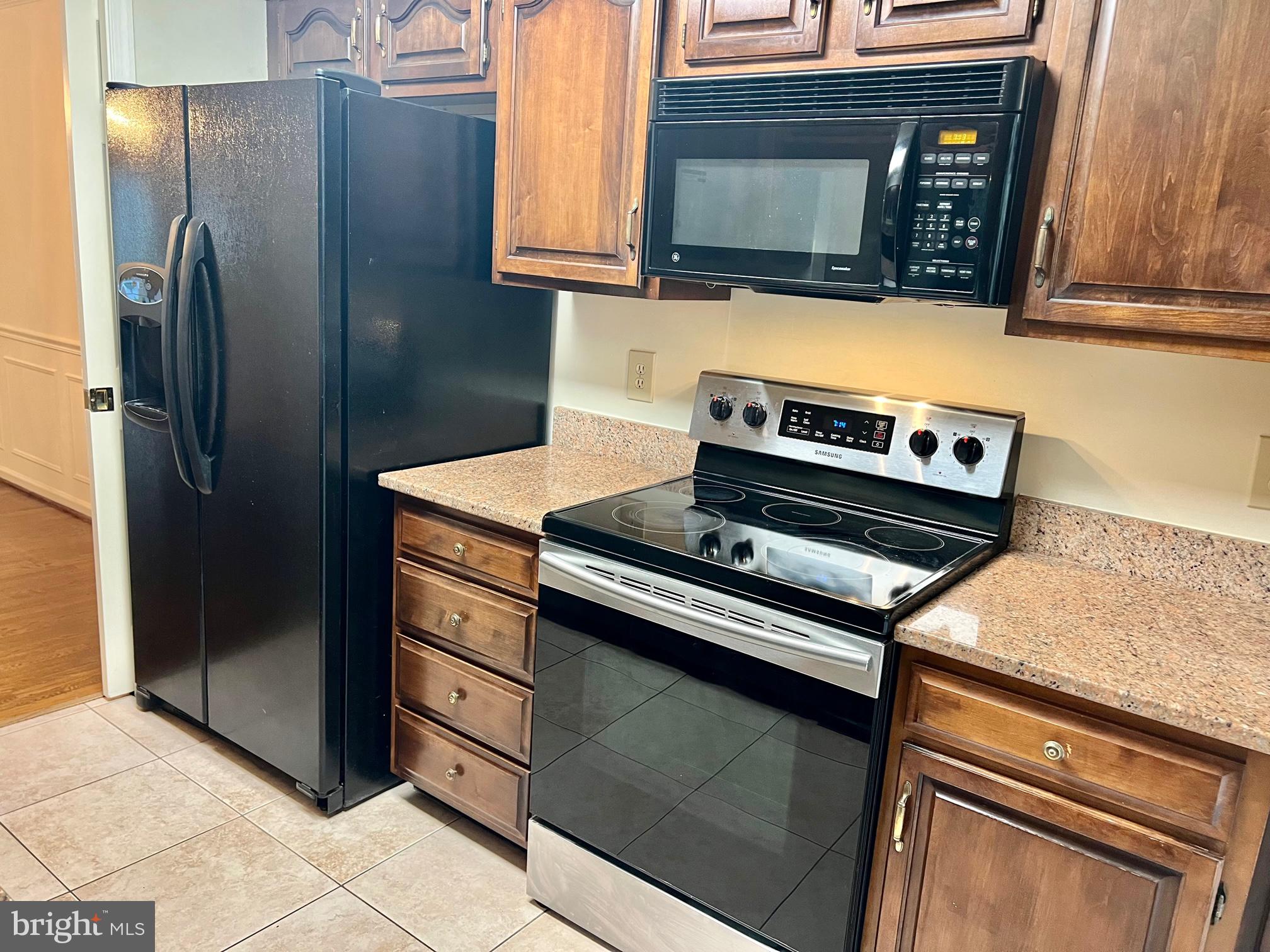 TUCKERMAN STATION - Residential Lease