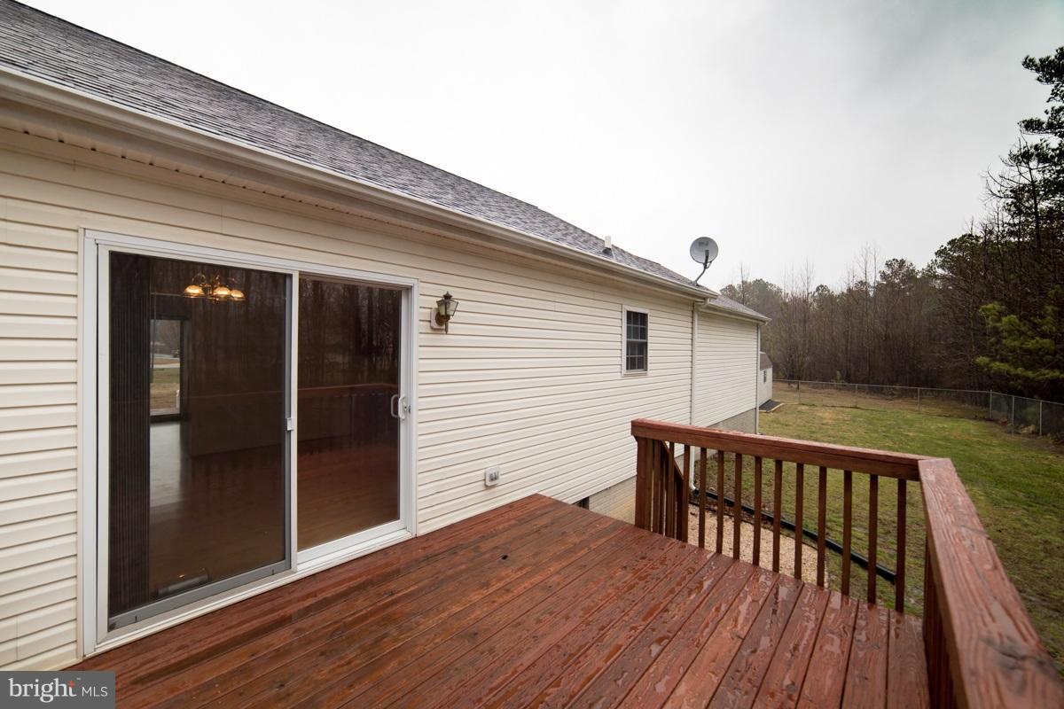 FOXTAILS MANOR - Residential