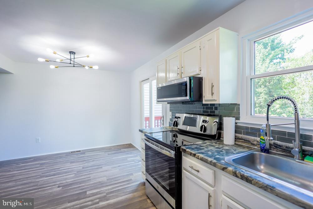 SUMMERFIELD - Residential Lease