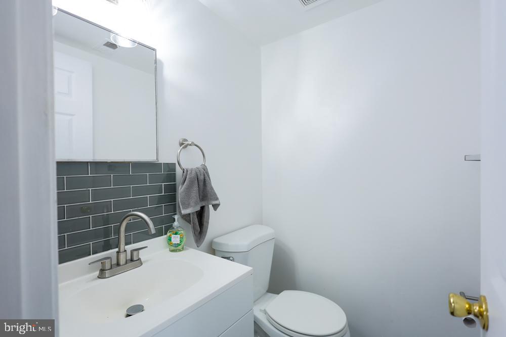 SUMMERFIELD - Residential Lease