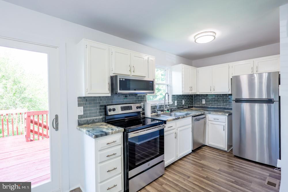 SUMMERFIELD - Residential Lease