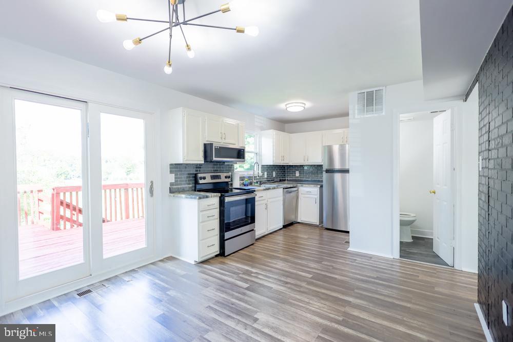 SUMMERFIELD - Residential Lease