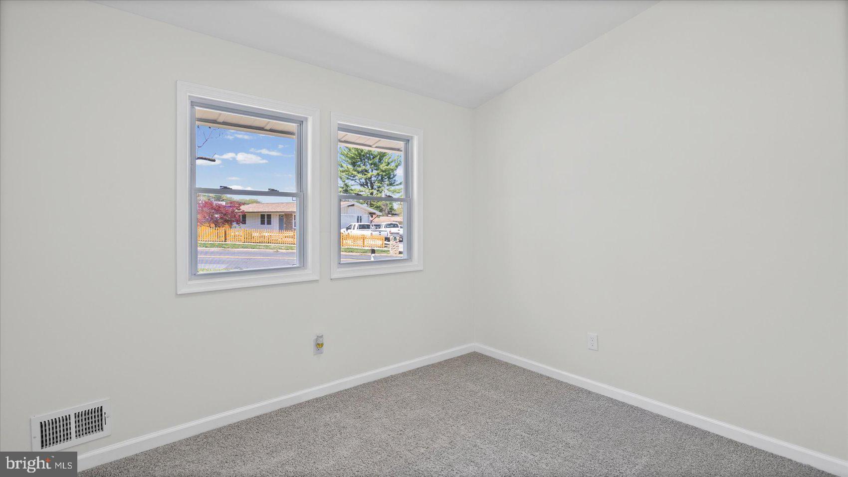 BURMONT - Residential