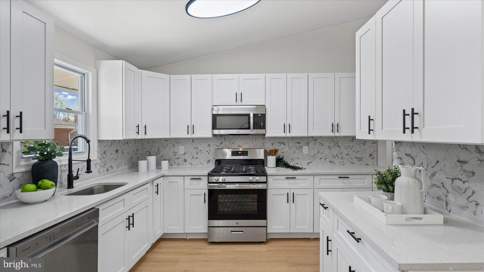 BURMONT - Residential