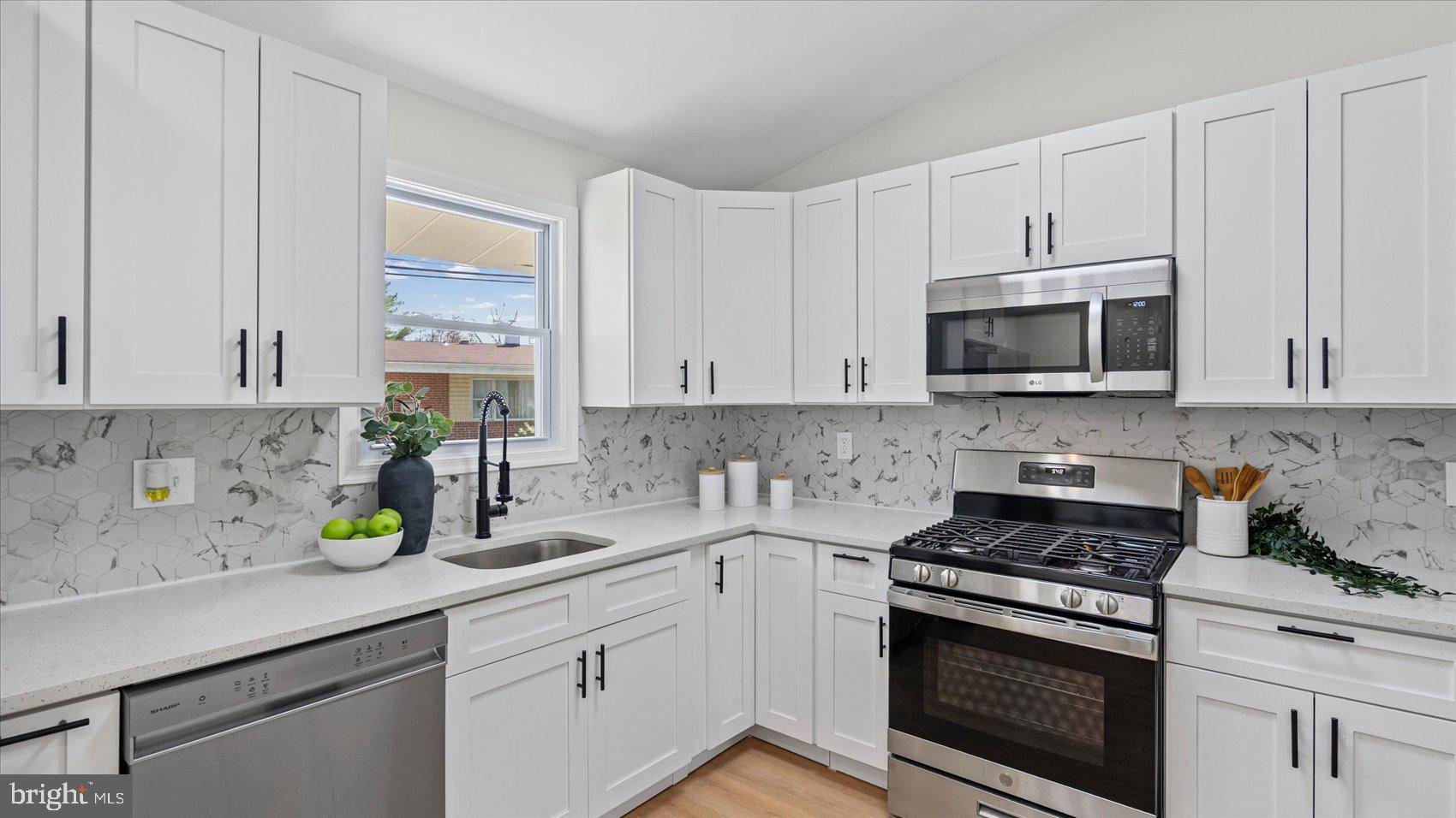 BURMONT - Residential