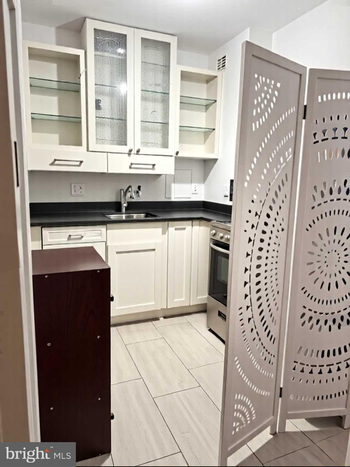 2800 WISCONSIN AVENUE NW 705