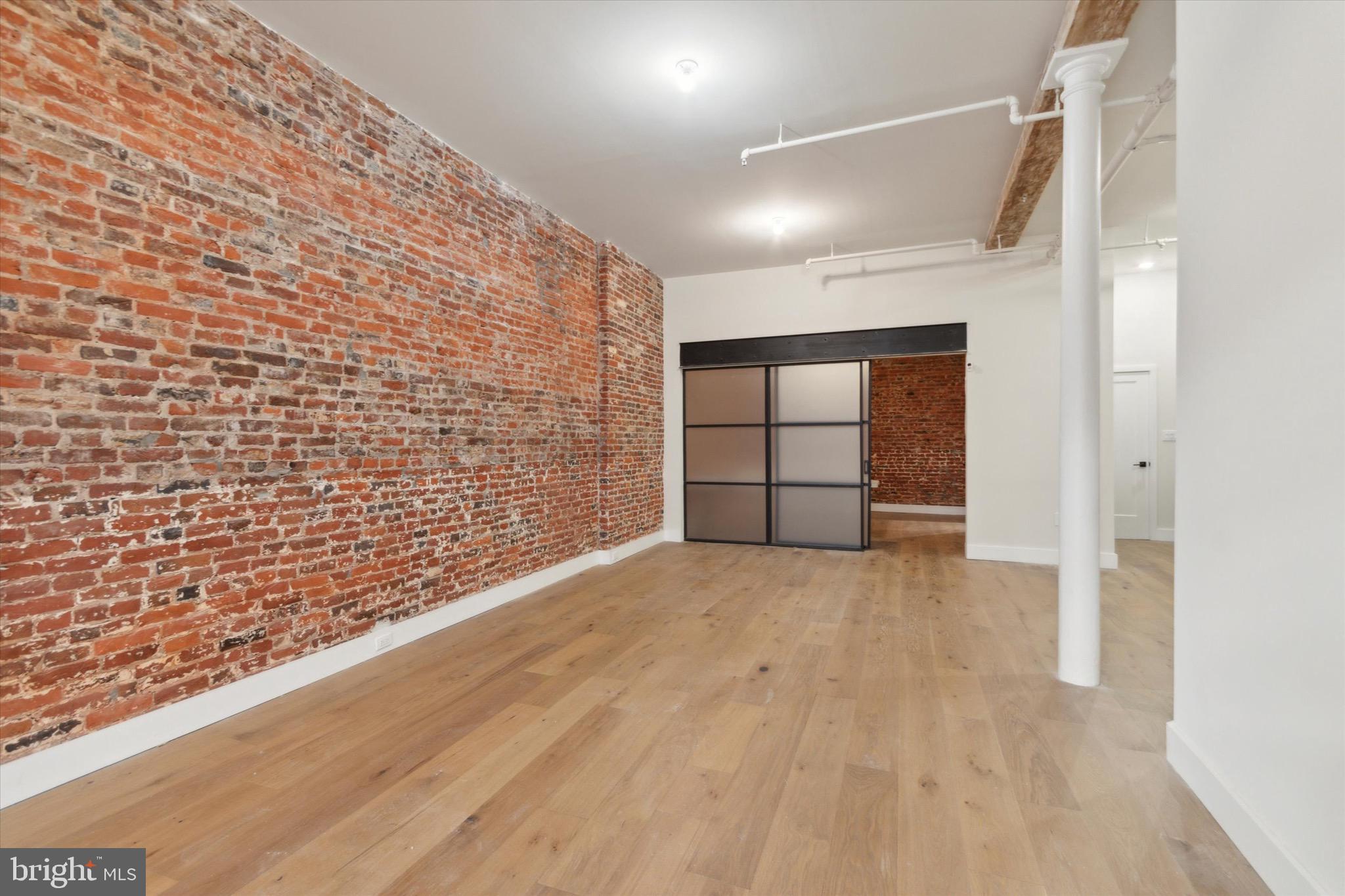 OLD CITY - Residential Lease