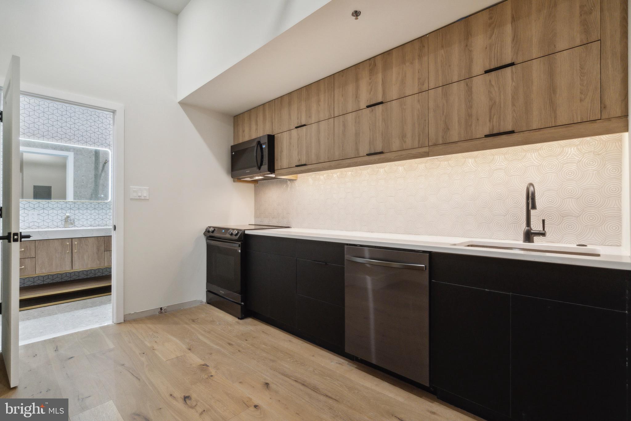 OLD CITY - Residential Lease