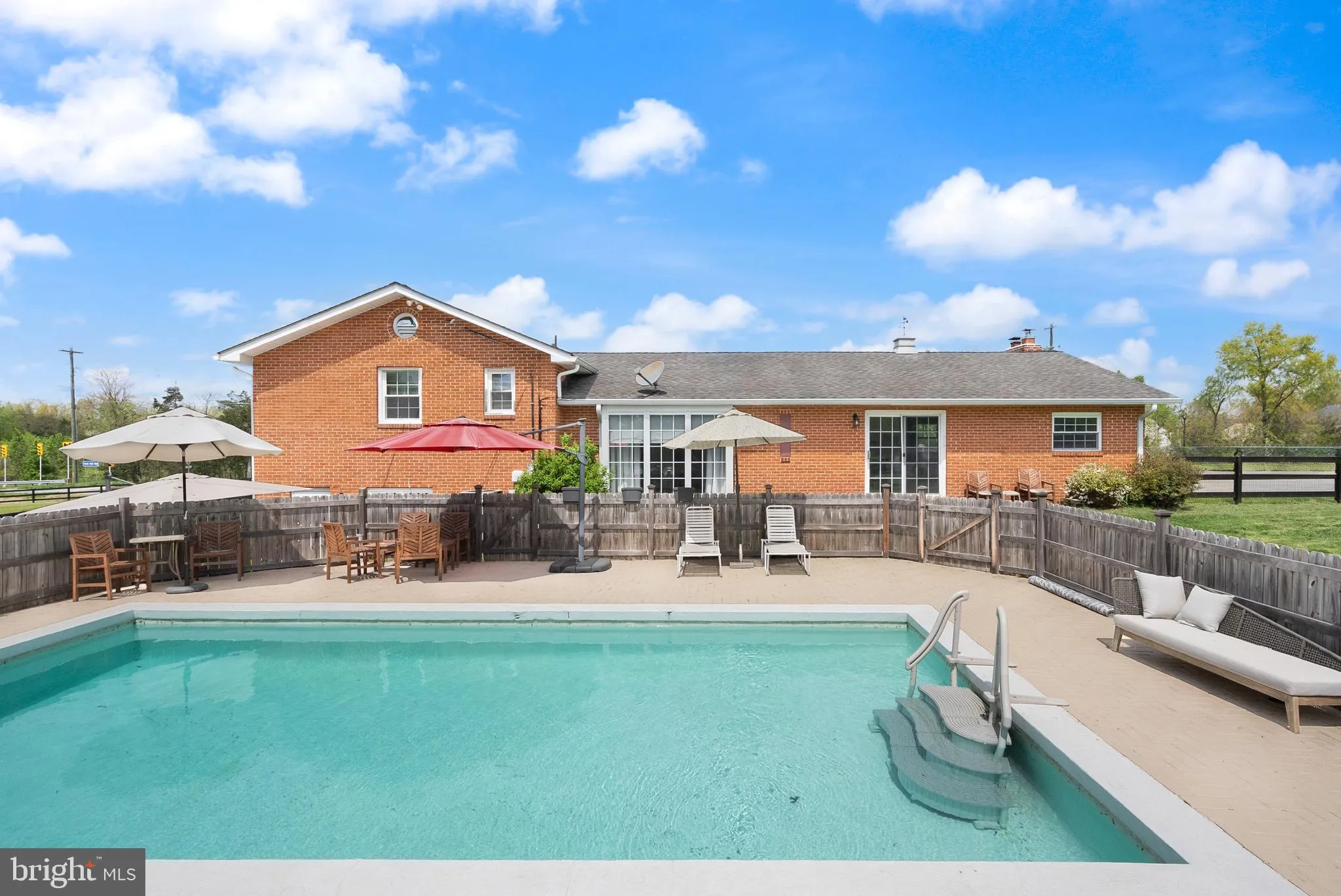 Nokesville, Virginia 20181, United States, 5 Bedrooms Bedrooms, ,4 BathroomsBathrooms,Residential,Coming Soon,97173