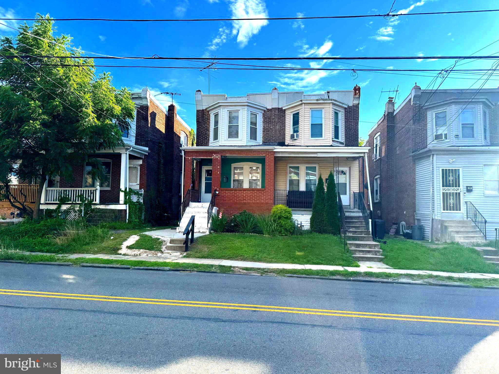 Check out this nice, well-maintained brick twin house, located in the heart of Collingdale, awaiting for new owner. convenient location close to shopping, public transportation, parks, and schools. The exterior features a newly renovated front porch and a spacious, private rear fenced in rear yard. You step the home into the spacious LR and DR area. REMODELED OPENED KITCHEN w/ ample cabinet and counter space, DW, recessed lighting, tasteful fixtures, you more living space.
