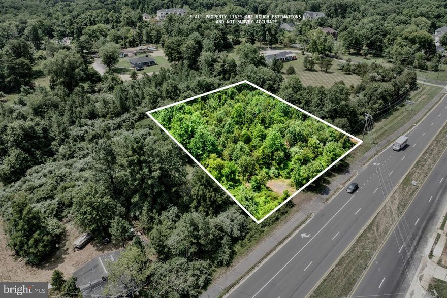 This is a great buildable lot in a great location in Fairfax County.  A nice, square .88-acre lot that gives you plenty of room to build any size home you need.  There are two driveway aprons to Braddock Road, so you can make a nice circular driveway for your new home.  Close to main commuter routes for easy commuting.    Restaurants, grocery stores, Fair Oaks Mall, community centers, churches are all just minutes away.  Go see this lot today!
