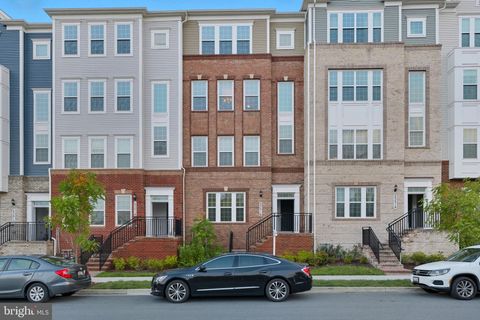 23516 OVERLOOK PARK DRIVE H D8 CLARKSBURG MD 20871