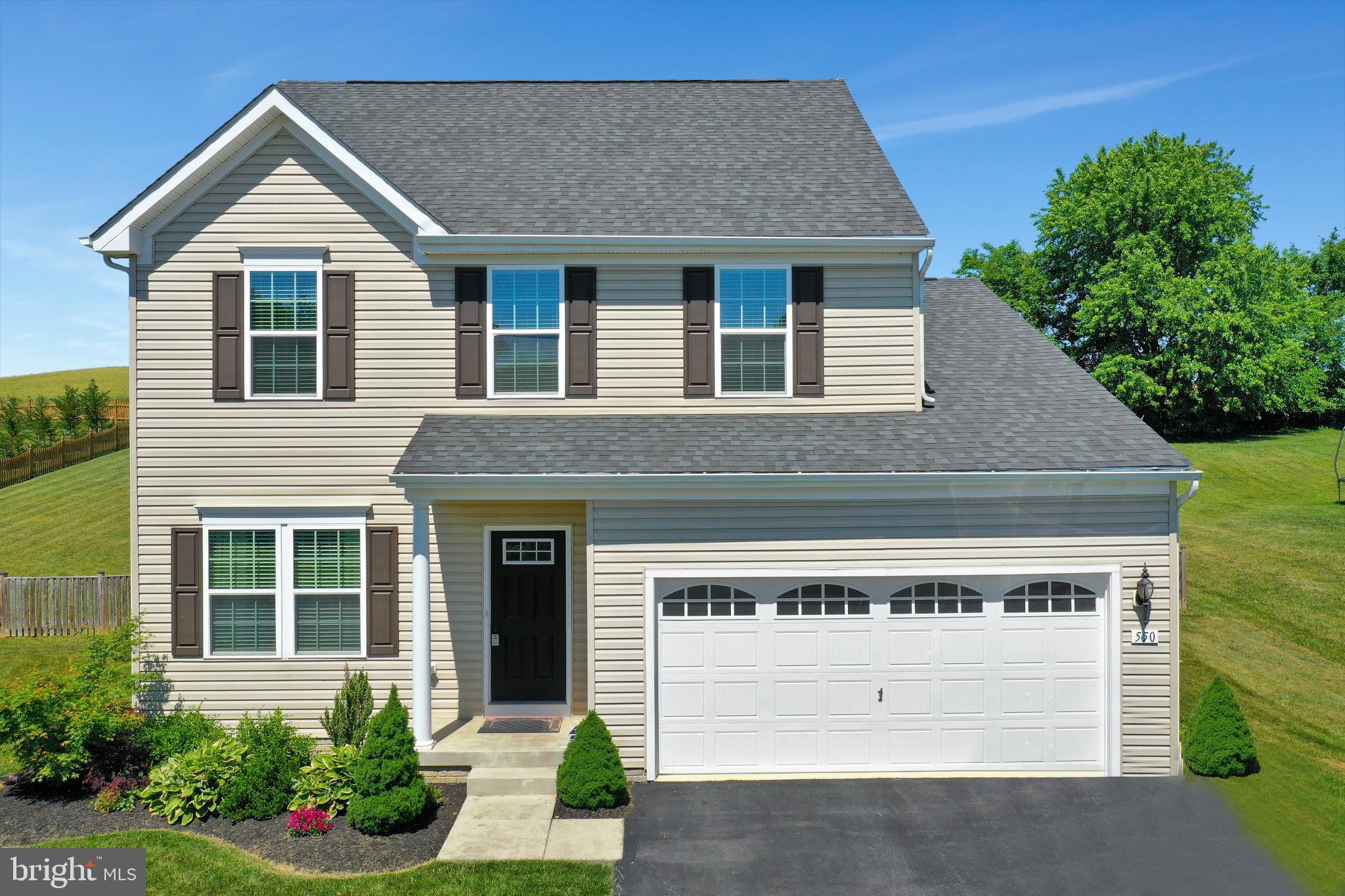 BROOKFIELD ON THE POTOMAC - Residential