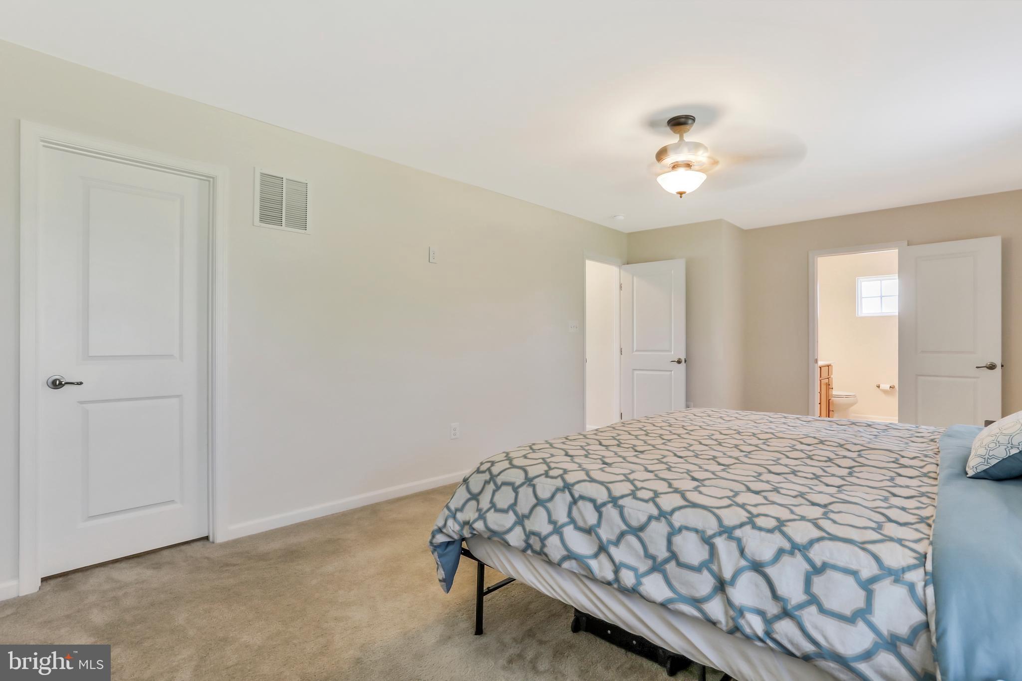 BROOKFIELD ON THE POTOMAC - Residential