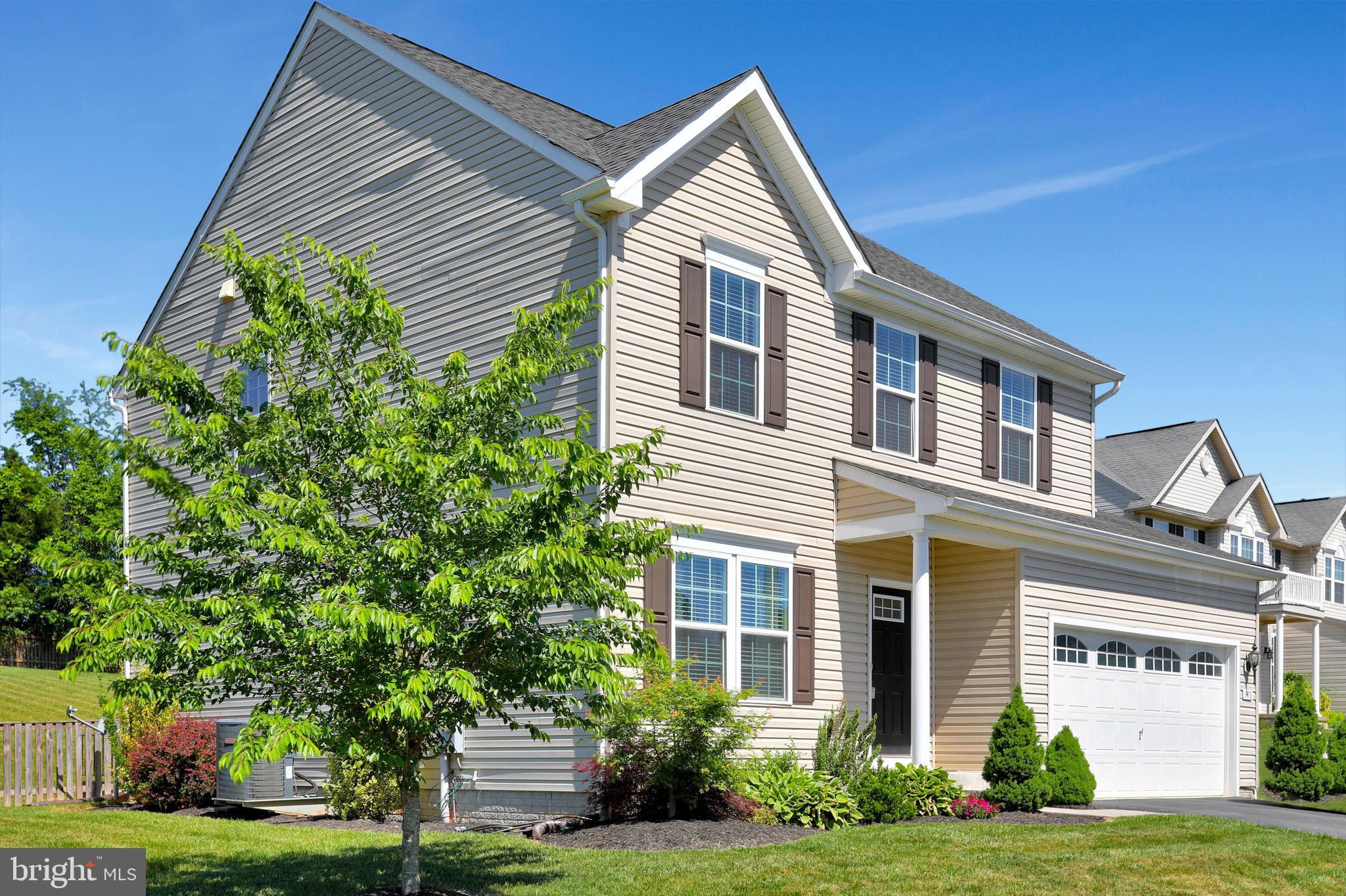 BROOKFIELD ON THE POTOMAC - Residential