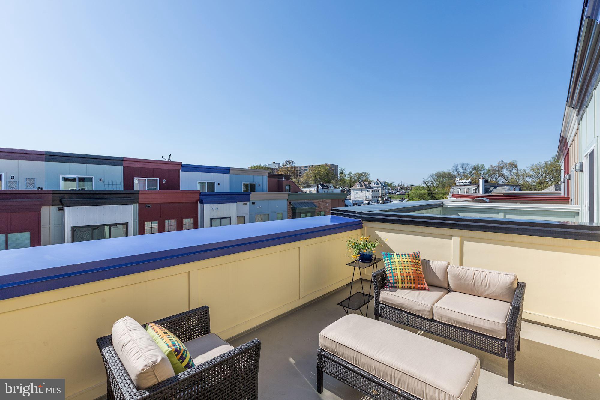 EYA ARTS DISTRICT - Residential