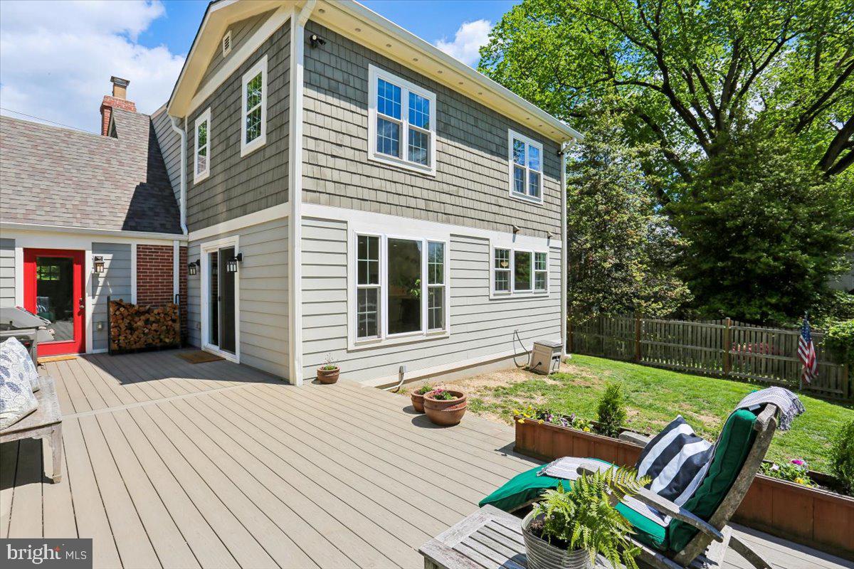 SIXTEENTH ST VILLAGE - Residential