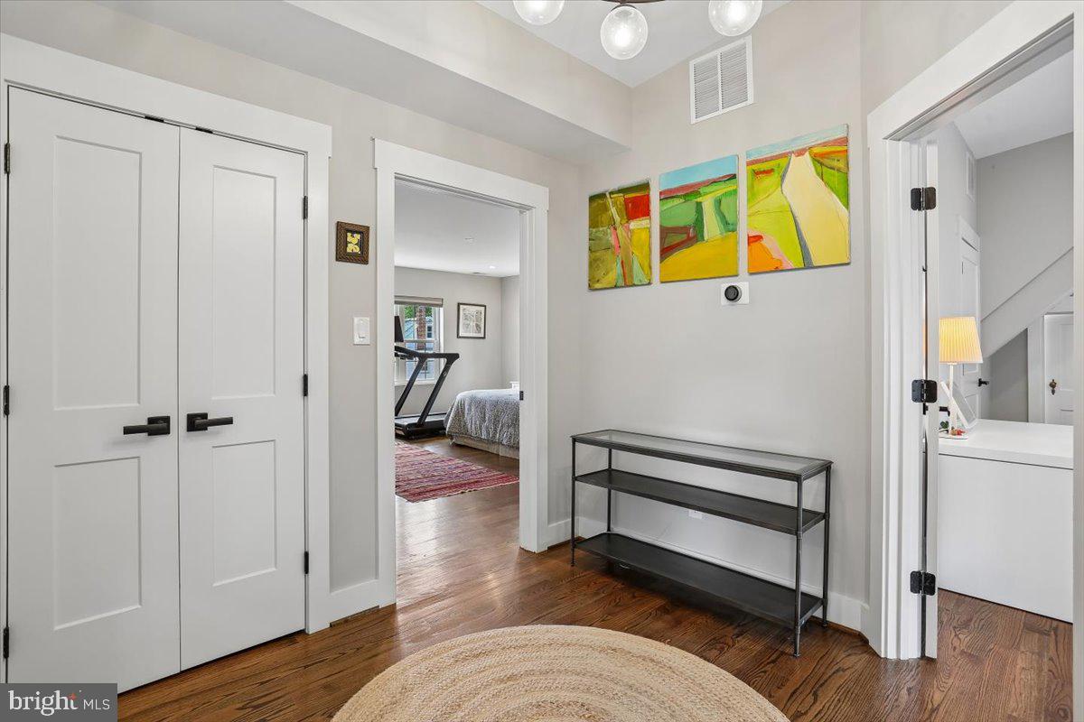 SIXTEENTH ST VILLAGE - Residential