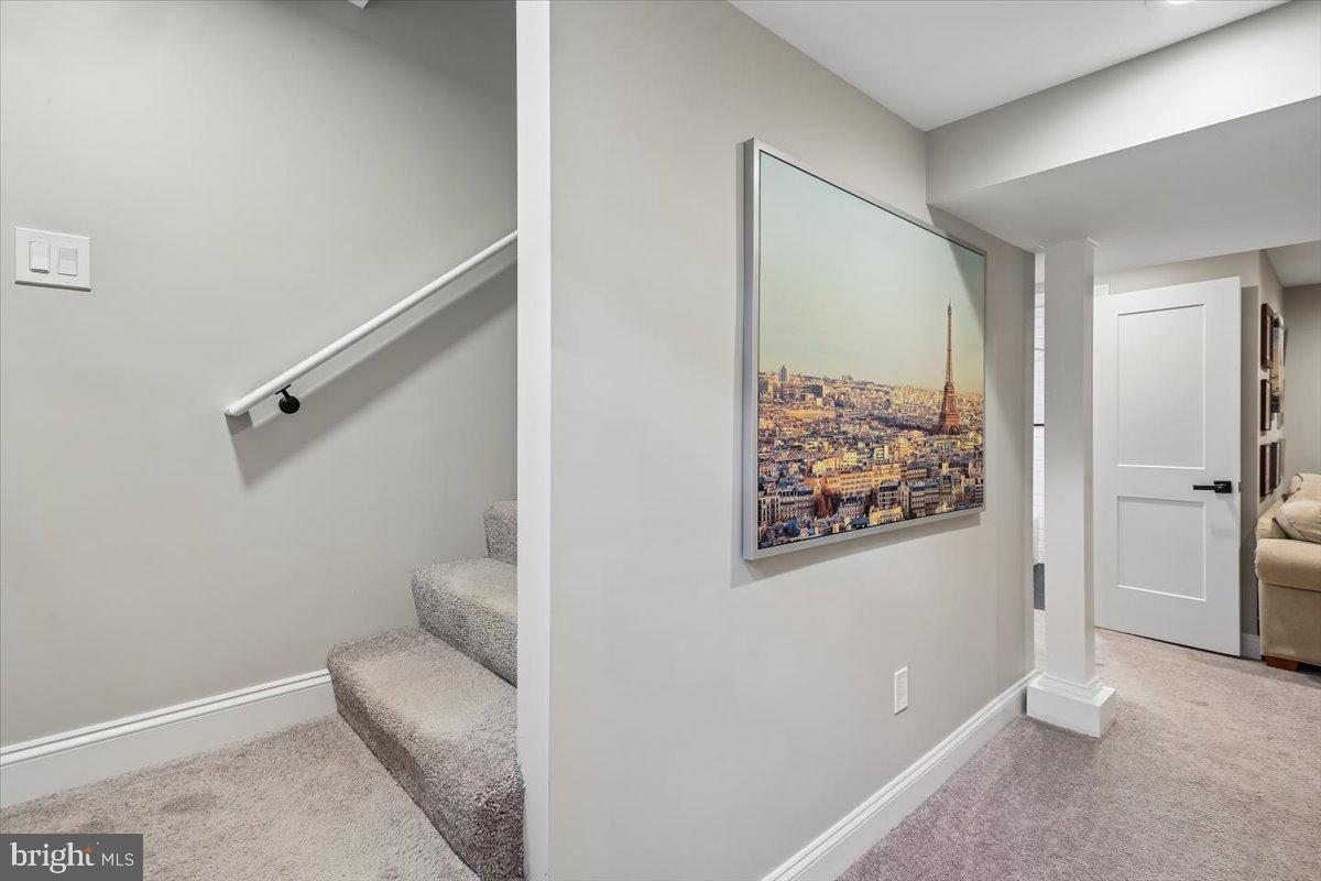 SIXTEENTH ST VILLAGE - Residential