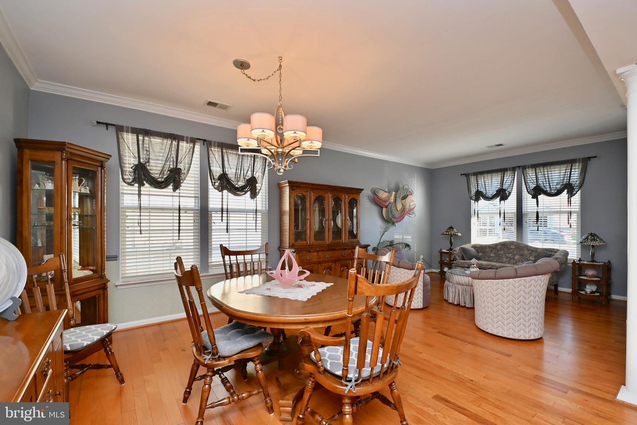 FOUR SEASONS IN HISTORIC VIRGINIA - Residential