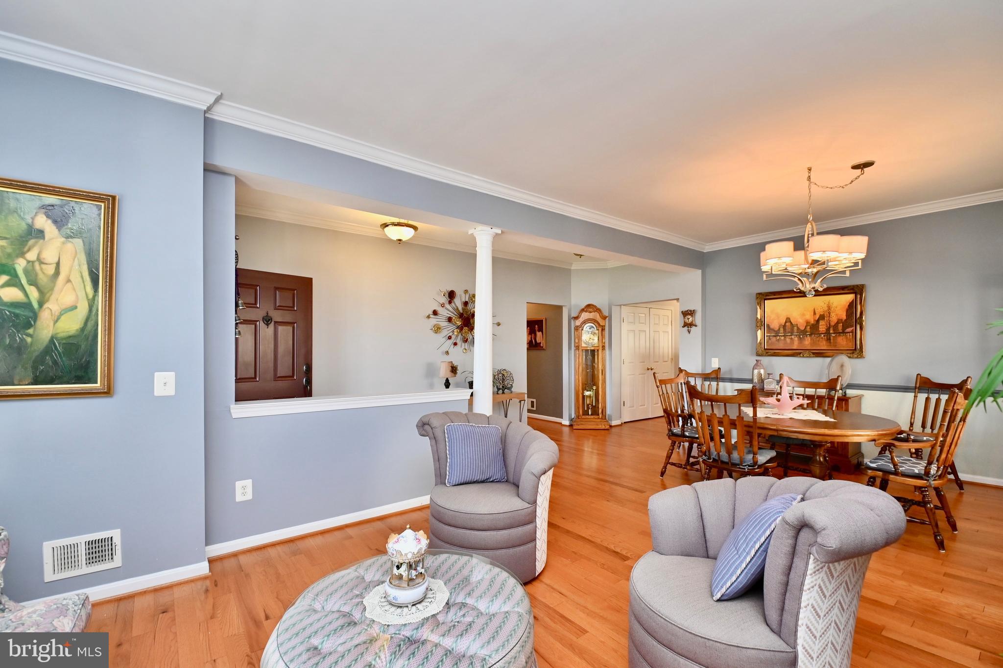 FOUR SEASONS IN HISTORIC VIRGINIA - Residential