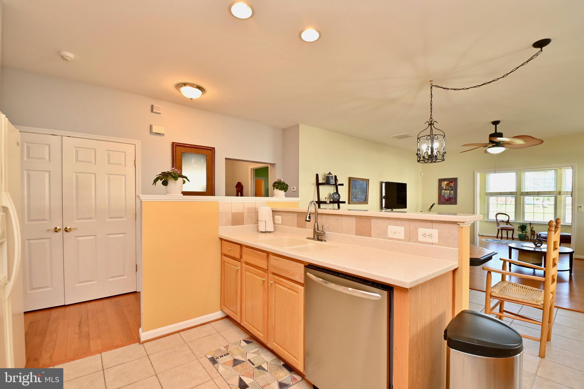 FOUR SEASONS IN HISTORIC VIRGINIA - Residential