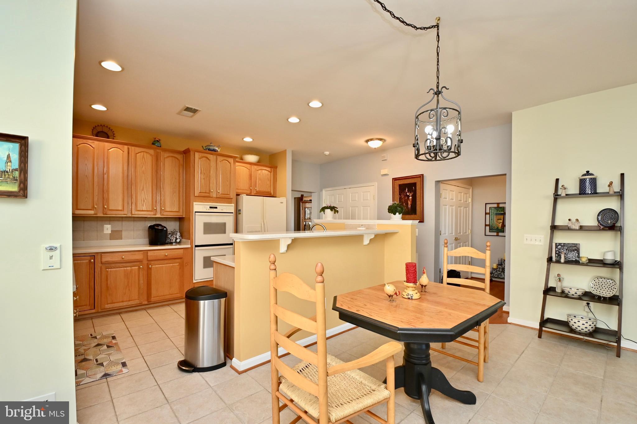 FOUR SEASONS IN HISTORIC VIRGINIA - Residential