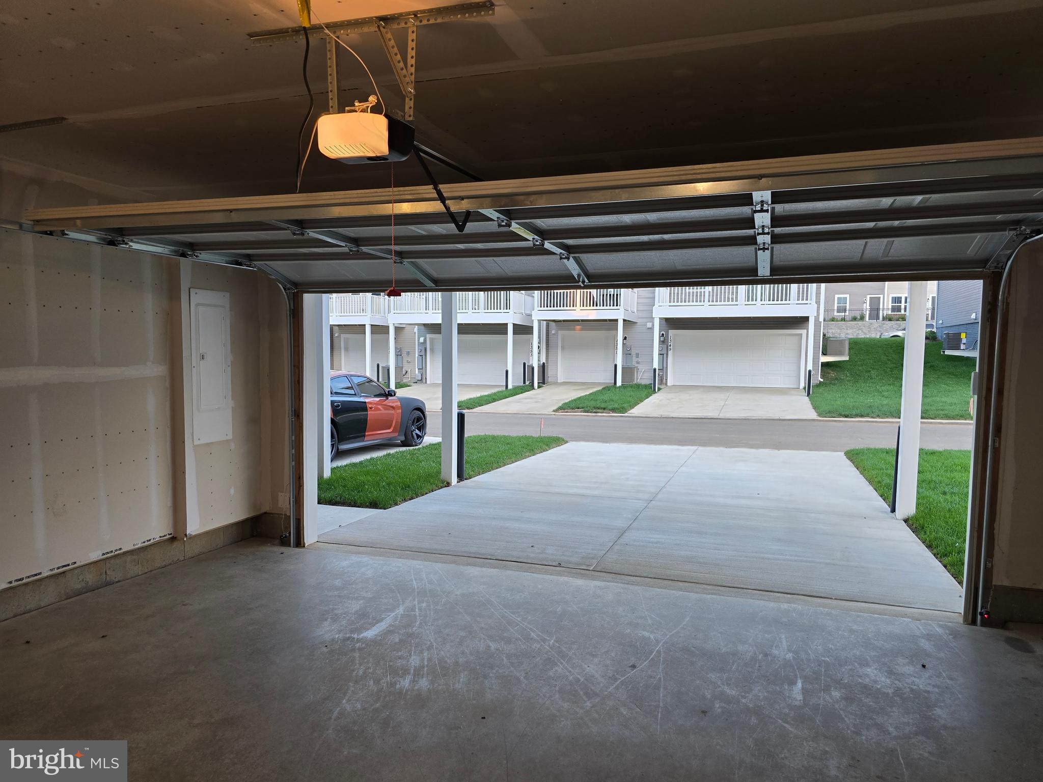 RED CLOVER MEADOWS - Residential Lease