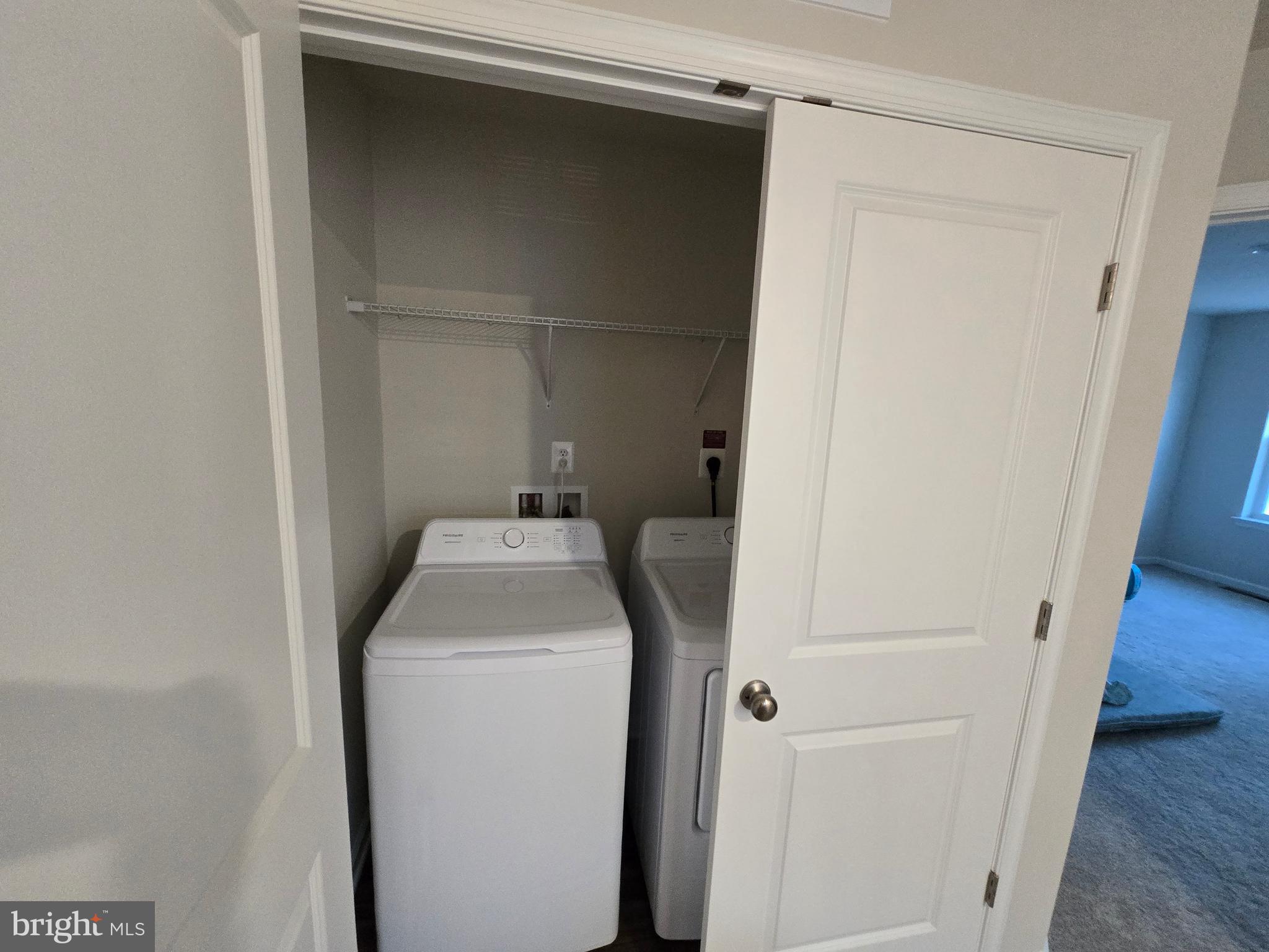 RED CLOVER MEADOWS - Residential Lease