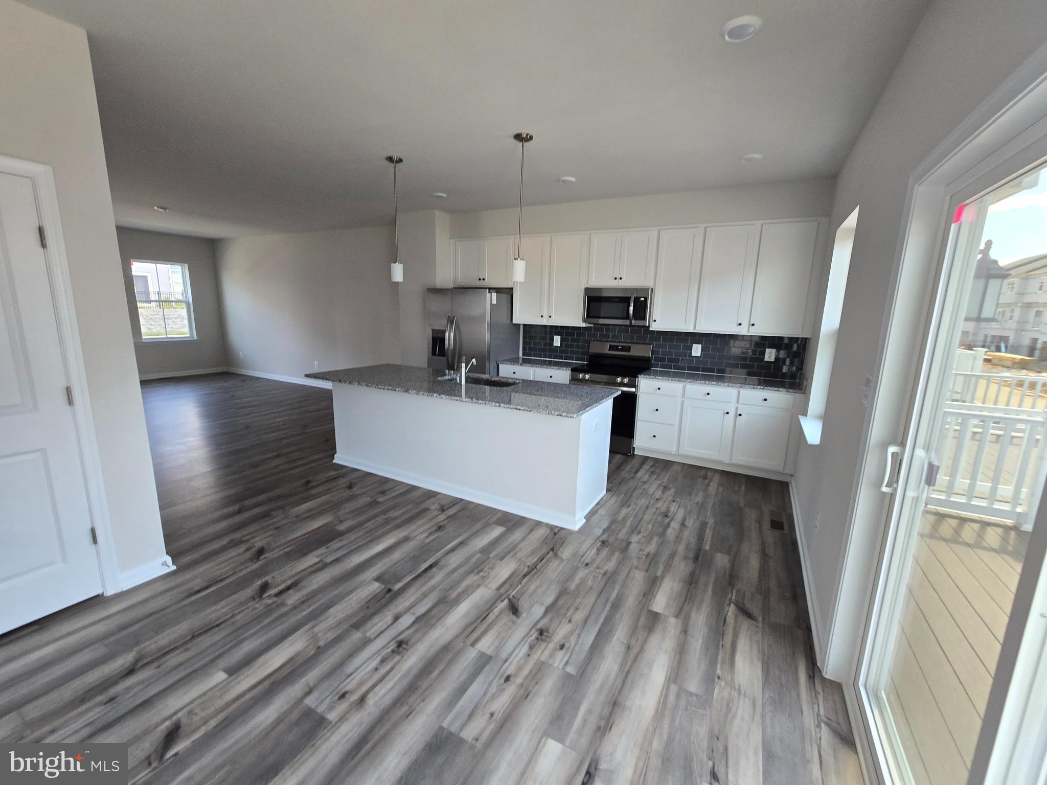 RED CLOVER MEADOWS - Residential Lease