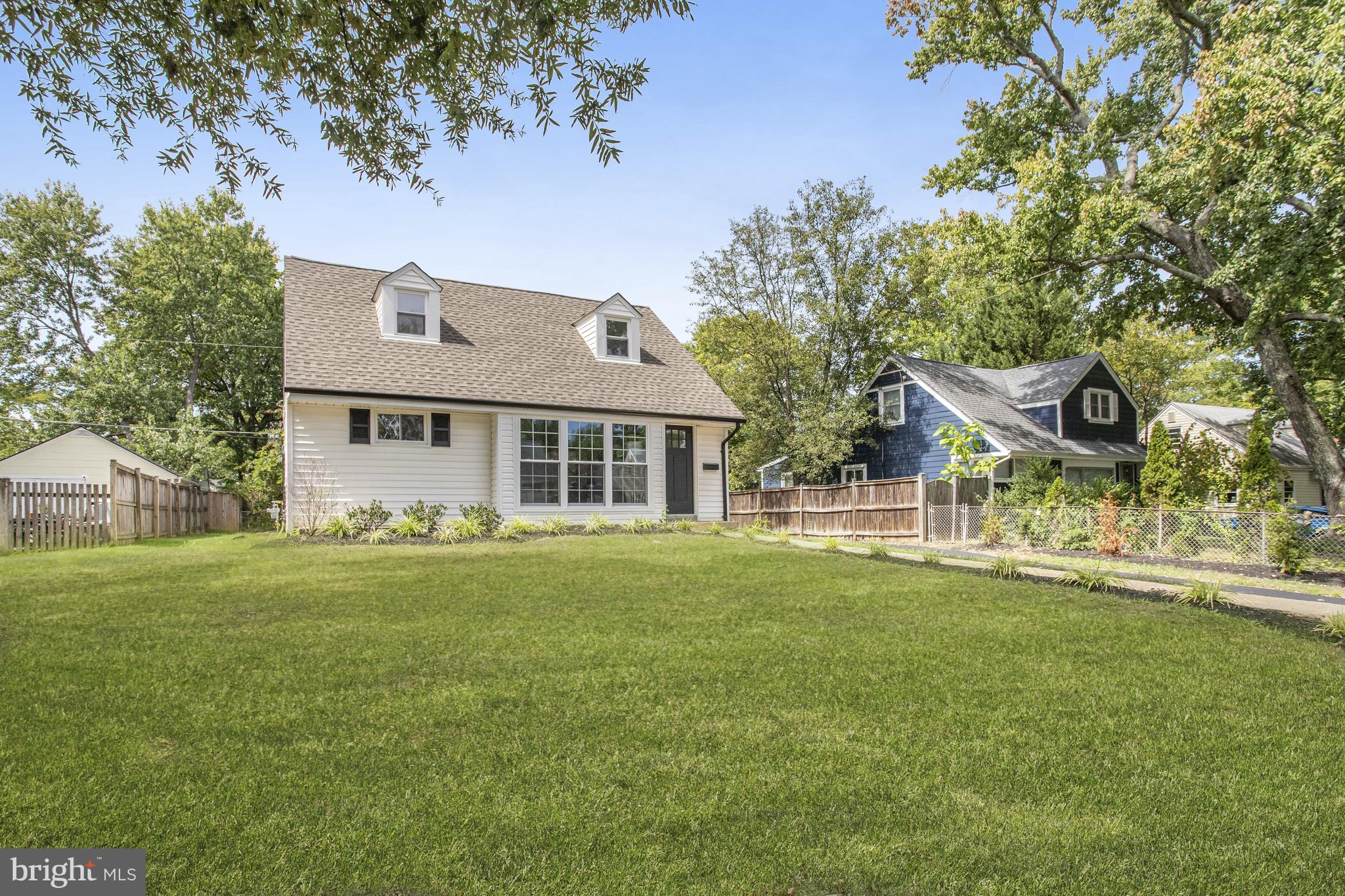 BUCKNELL MANOR - Residential Lease