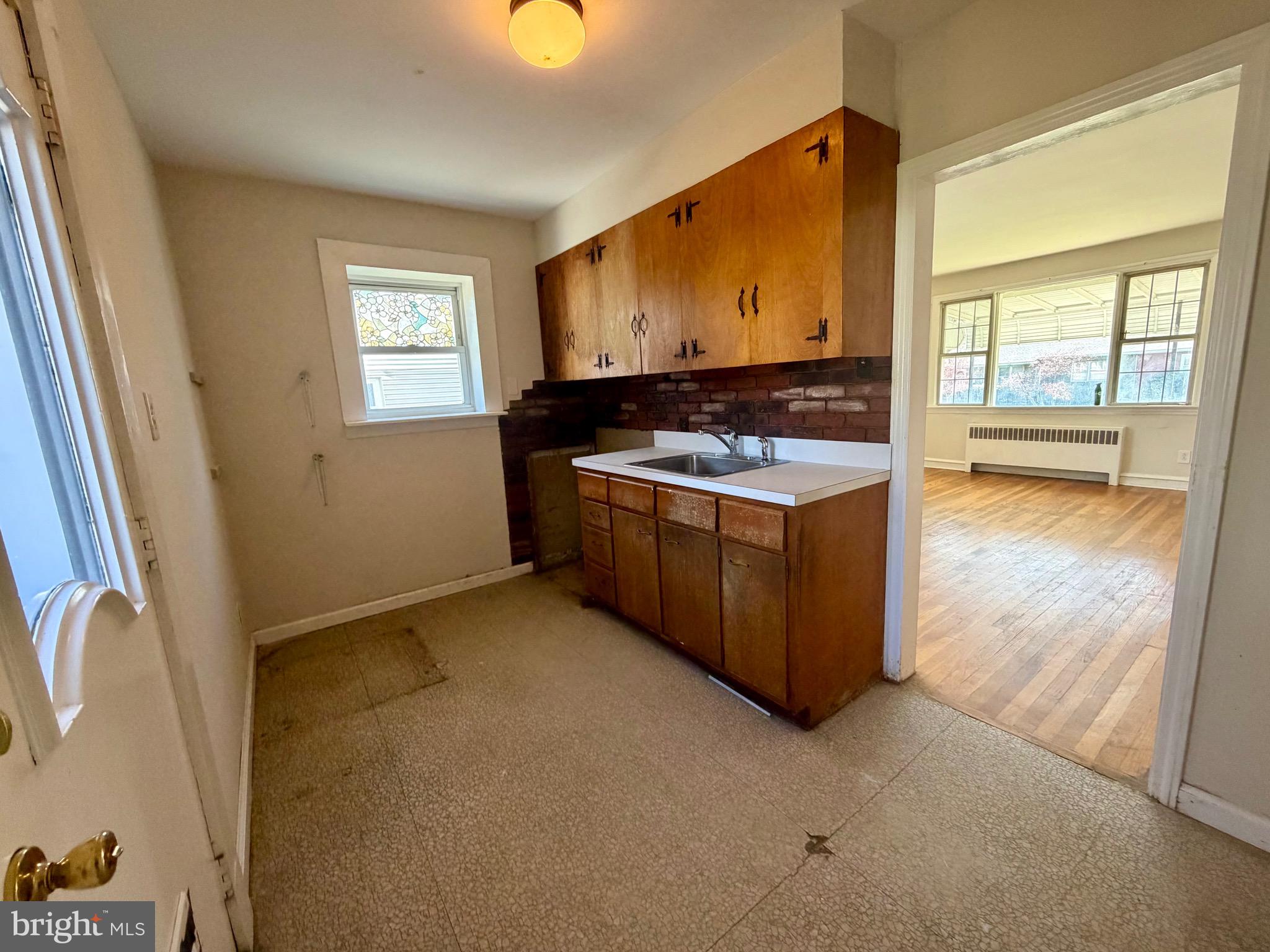 CORNWELL HGTS - Residential