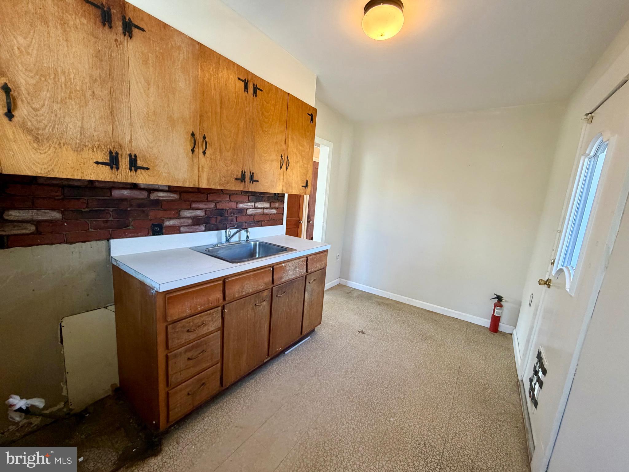 CORNWELL HGTS - Residential