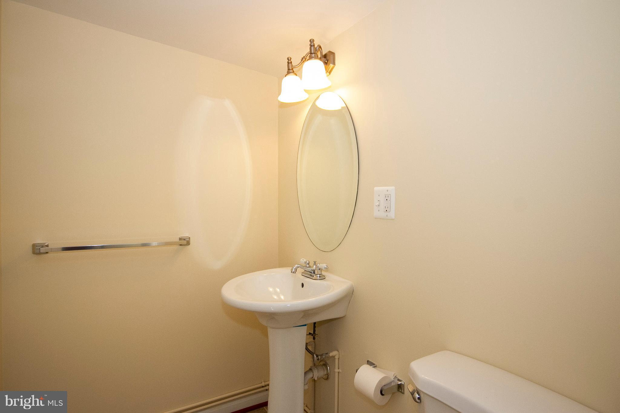 FEDERAL HILL HISTORIC DISTRICT - Residential Lease