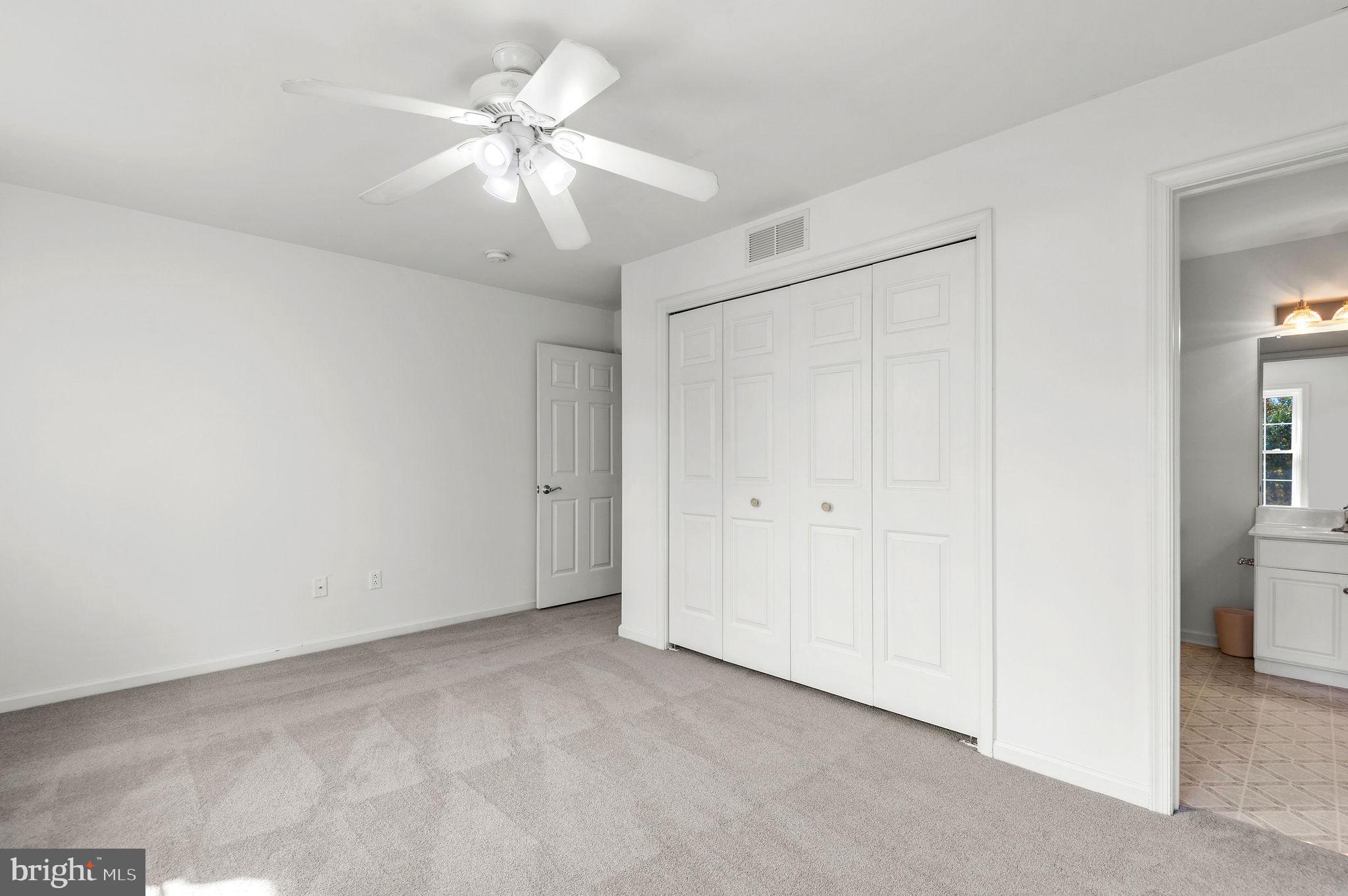 ANCHOR CROSSING - Residential