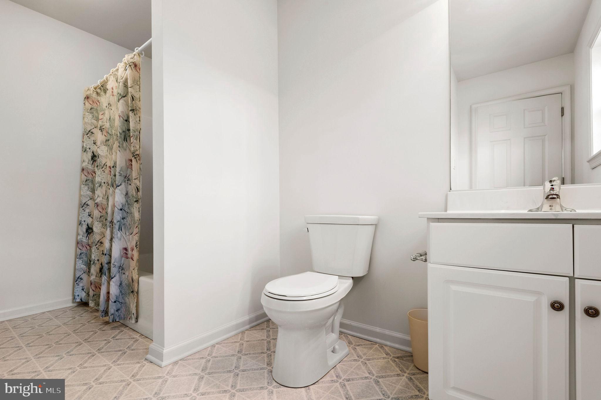 ANCHOR CROSSING - Residential