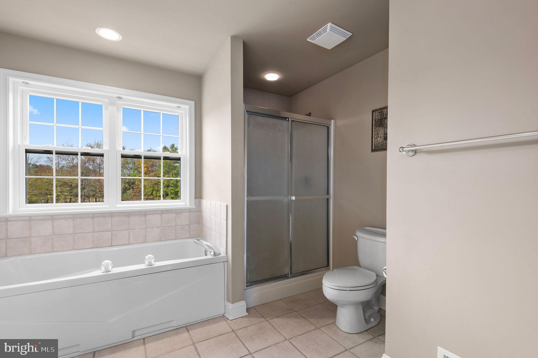 ANCHOR CROSSING - Residential