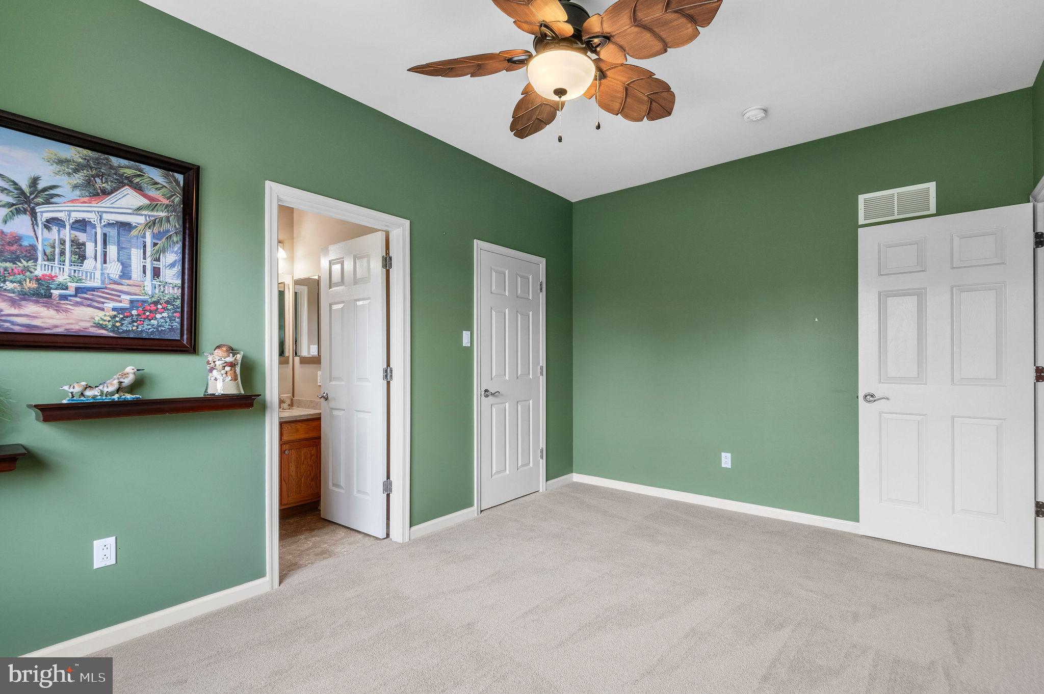 ANCHOR CROSSING - Residential