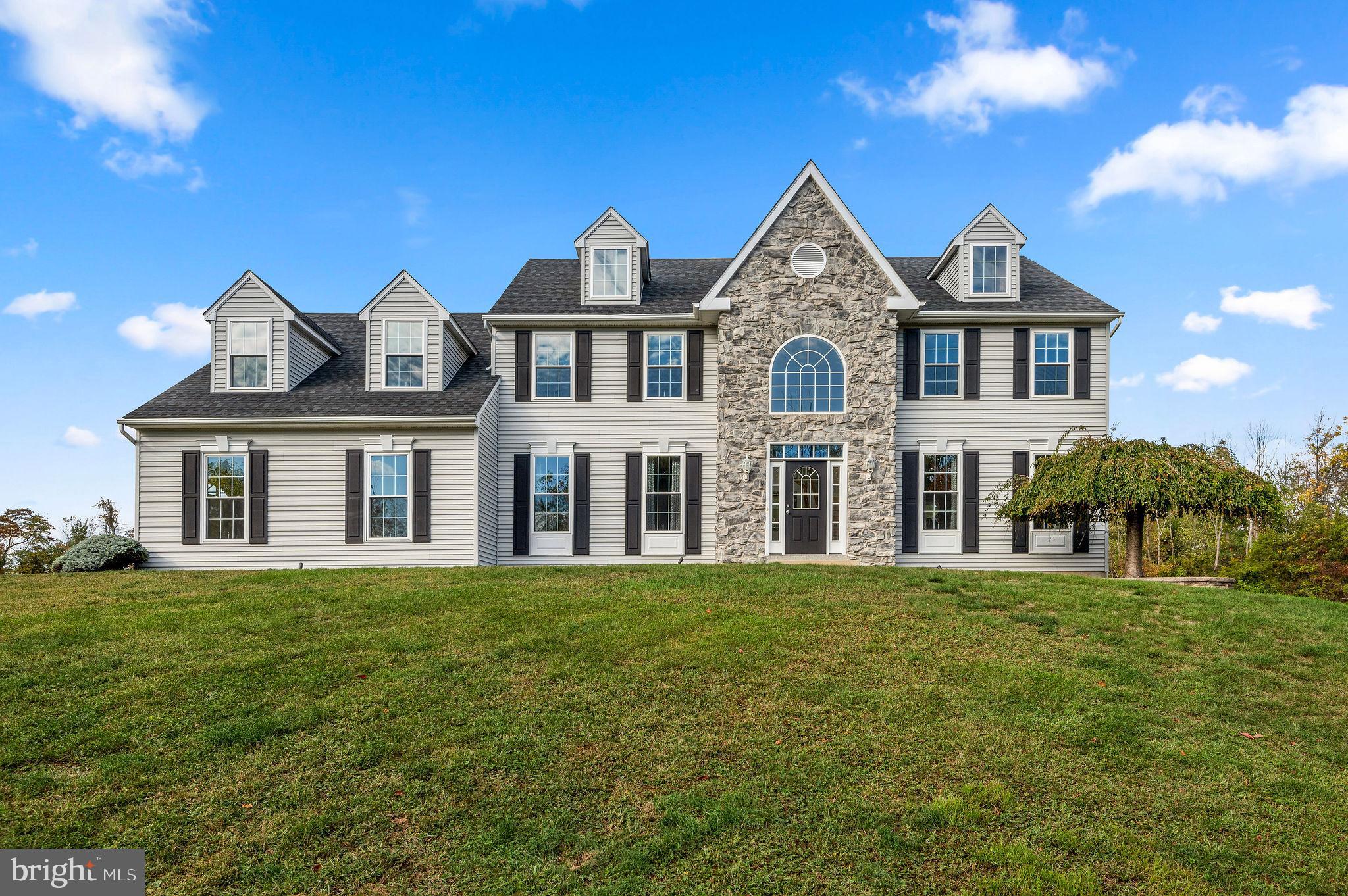 ANCHOR CROSSING - Residential