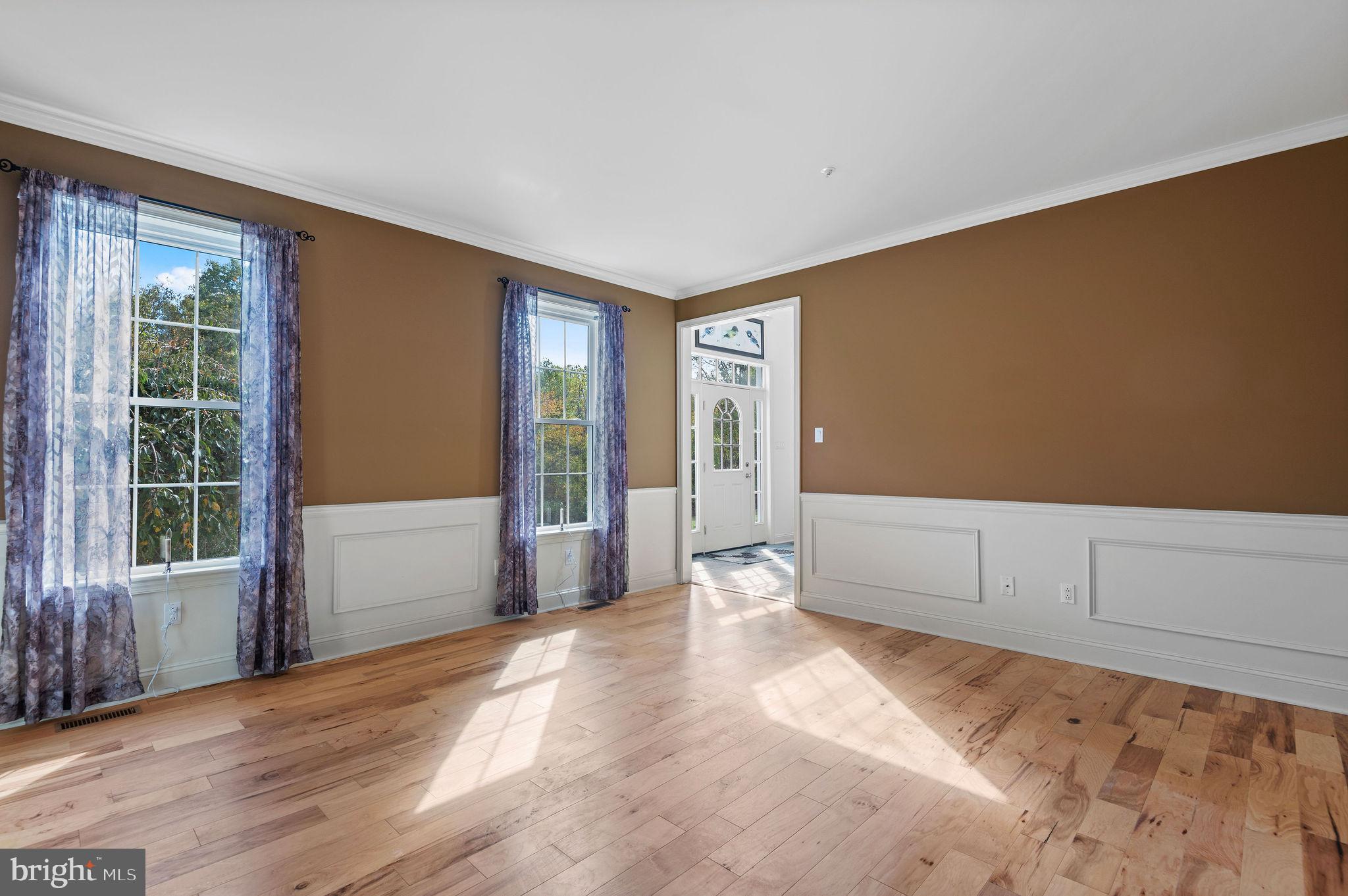 ANCHOR CROSSING - Residential