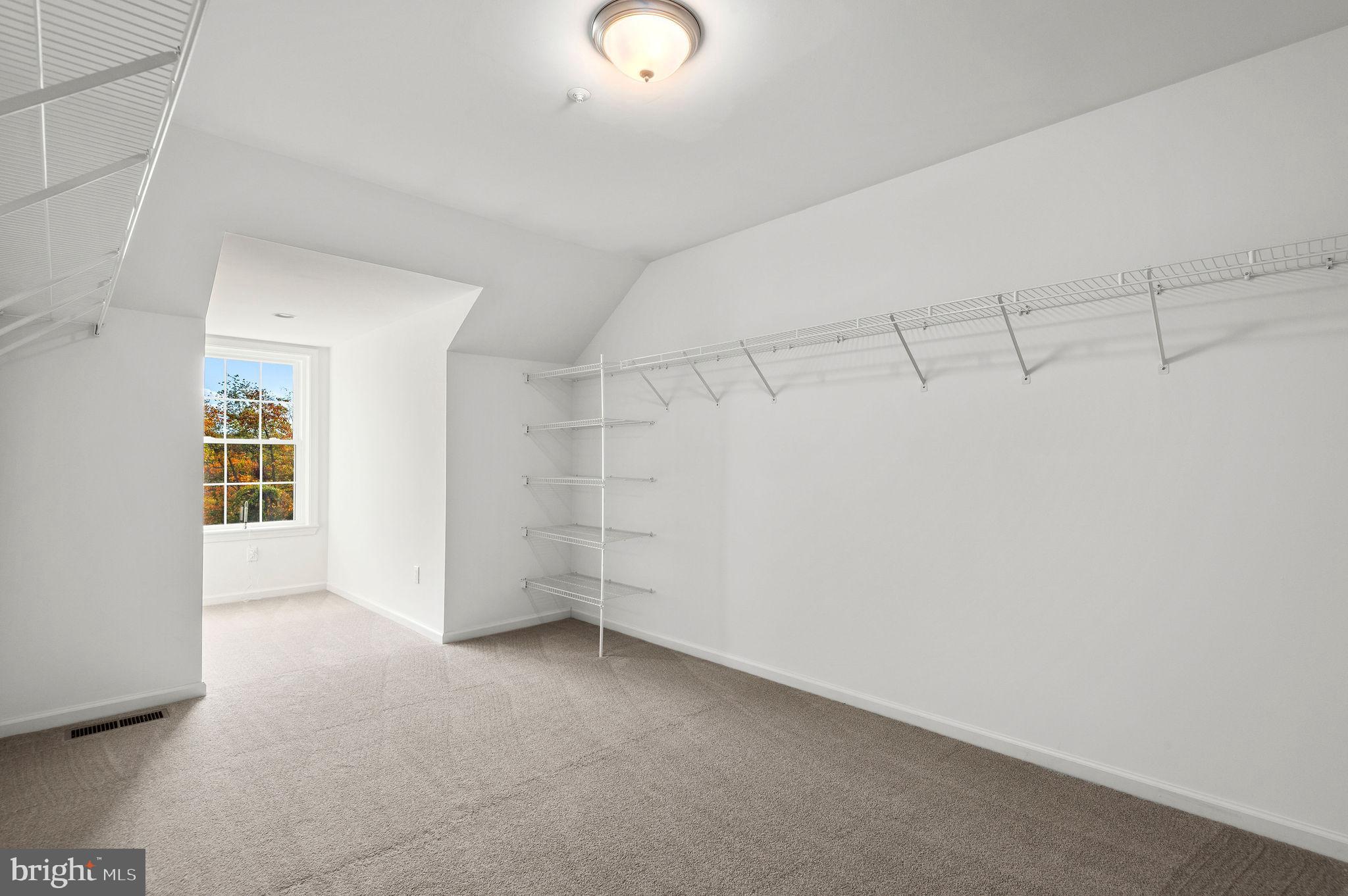 ANCHOR CROSSING - Residential