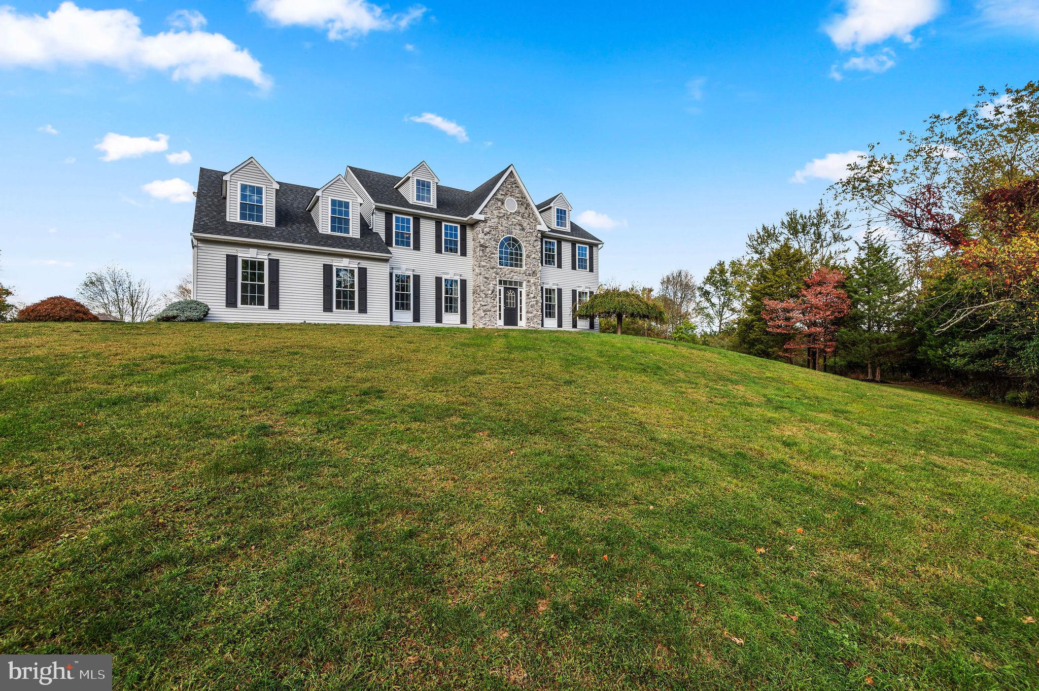 ANCHOR CROSSING - Residential